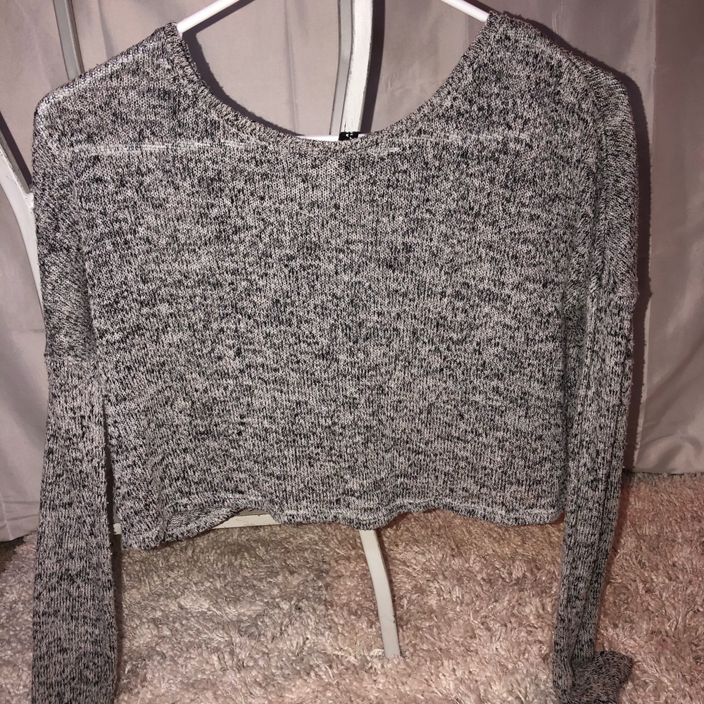 Divided crop top